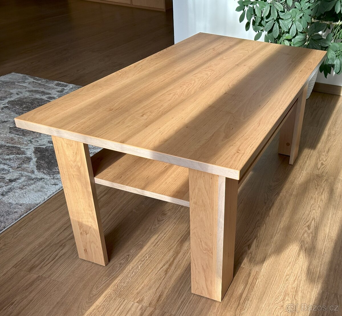 Skříňka- olše medová, konfereční stolek