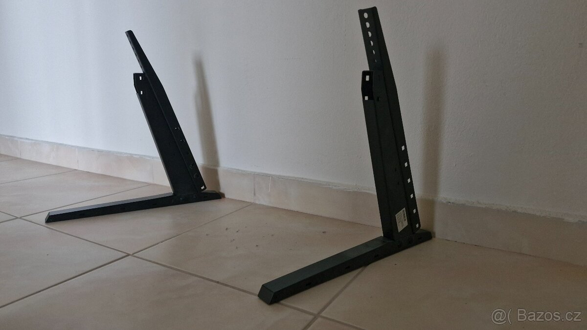 držák pro chytrou televizi