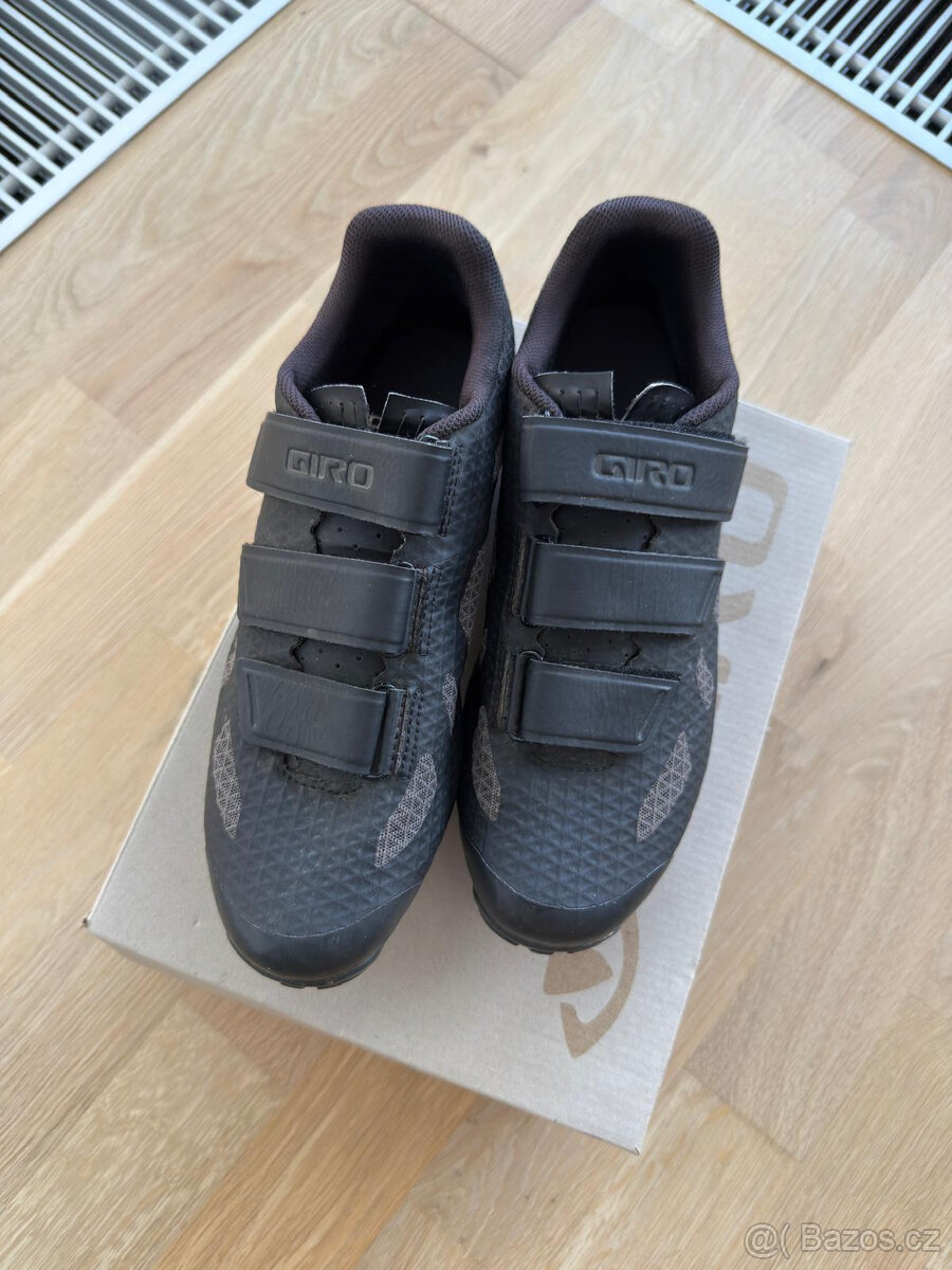 Cyklistické tretry Giro Ranger černé 42