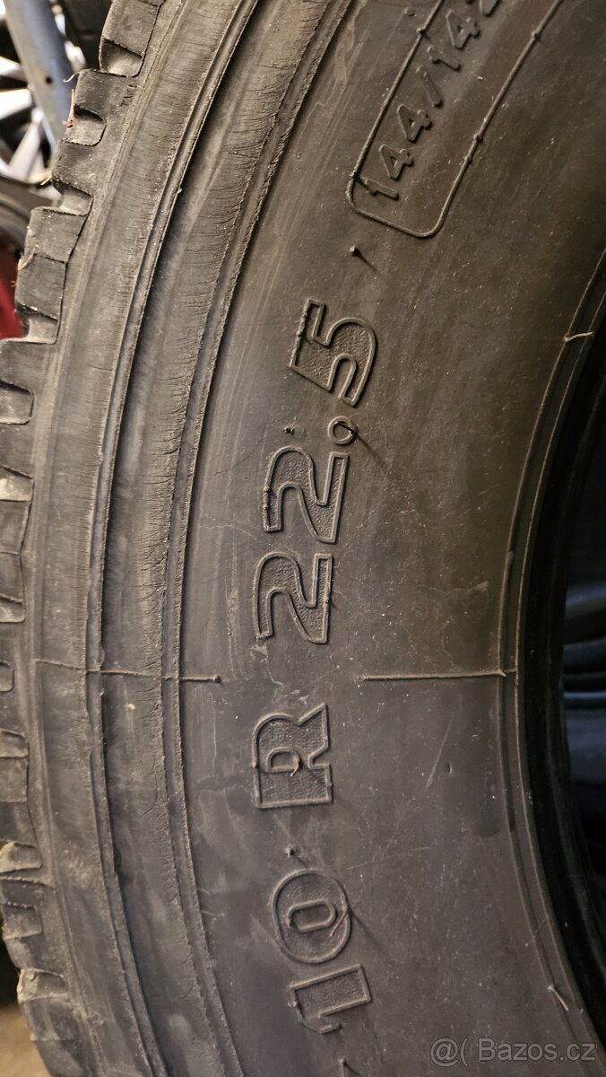 Nakladní pneumatiky Pirelli 10,5/22,5