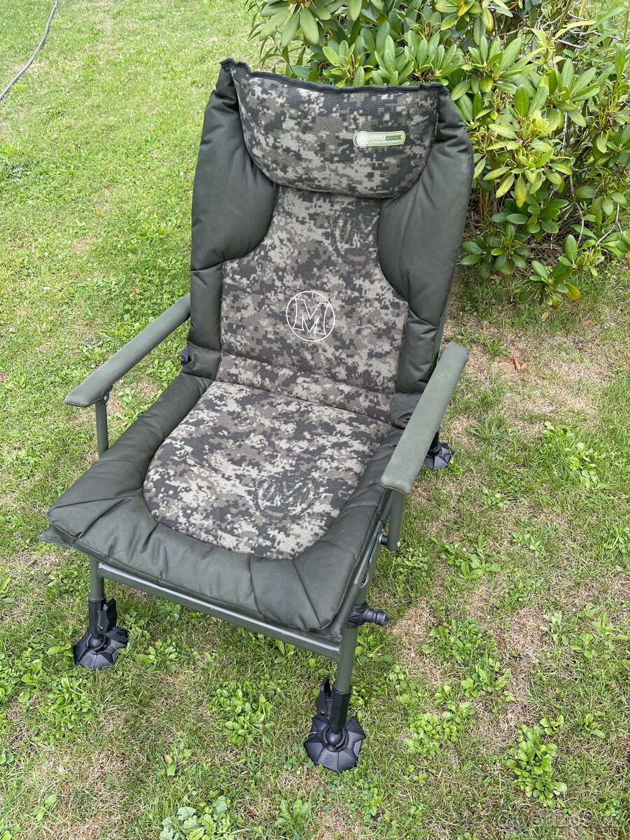 Mivardi Křeslo camo code Arm