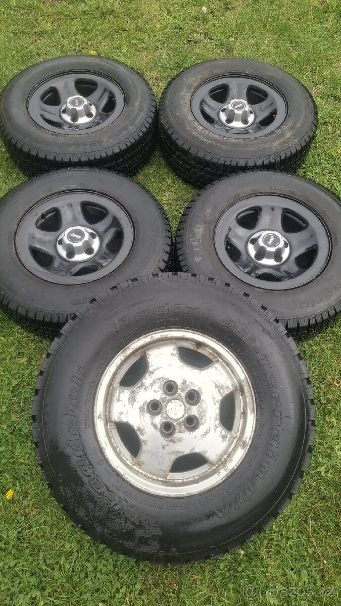 Kola Jeep XJ 15"