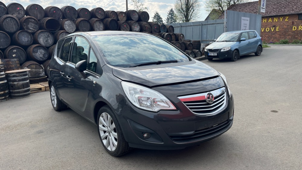 320. Opel Meriva B 2.0cdti A20DT