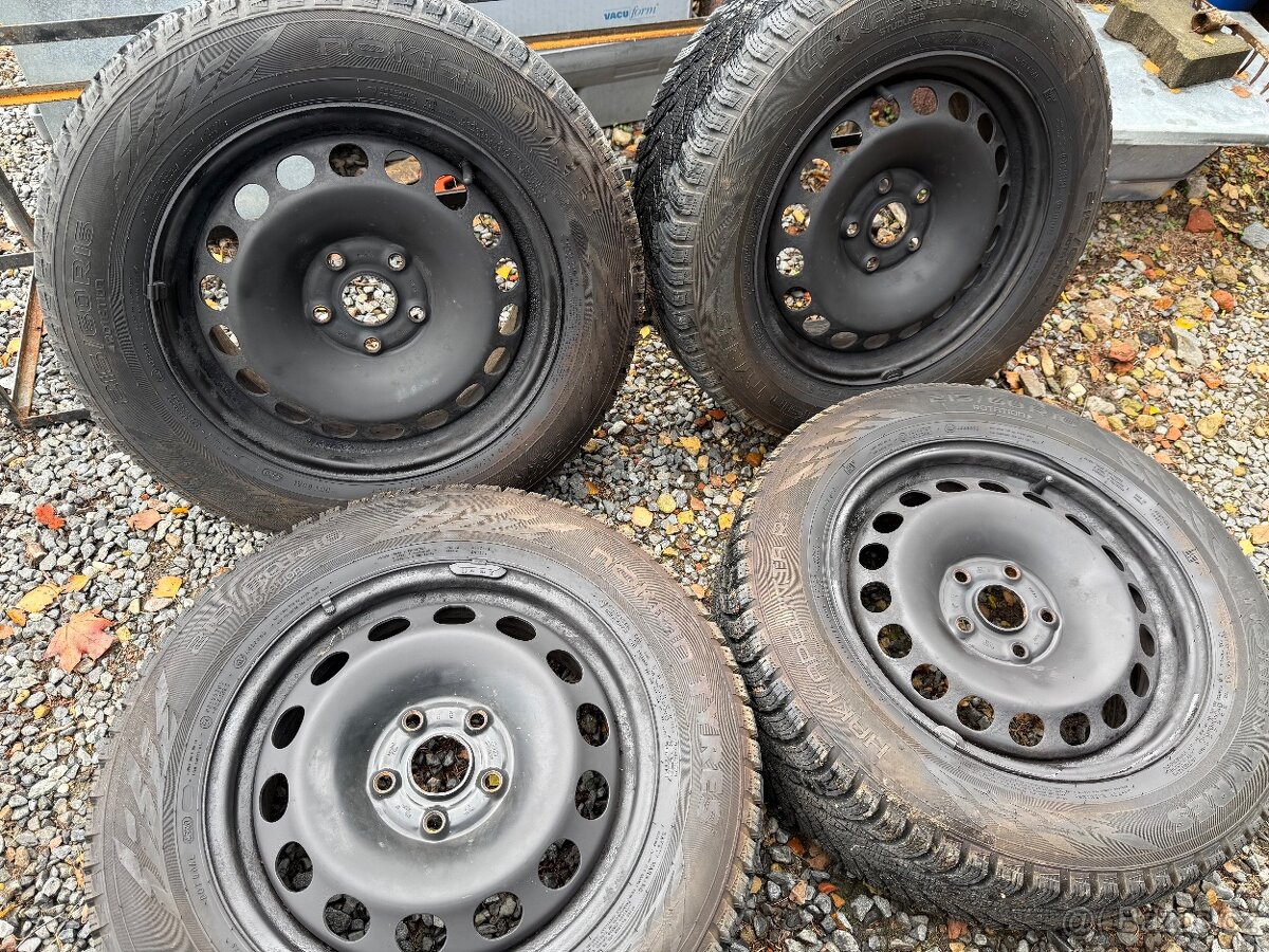 Zimní sada kol 215/60 R16 Nokian Hakkapeliitta R3, 5x112