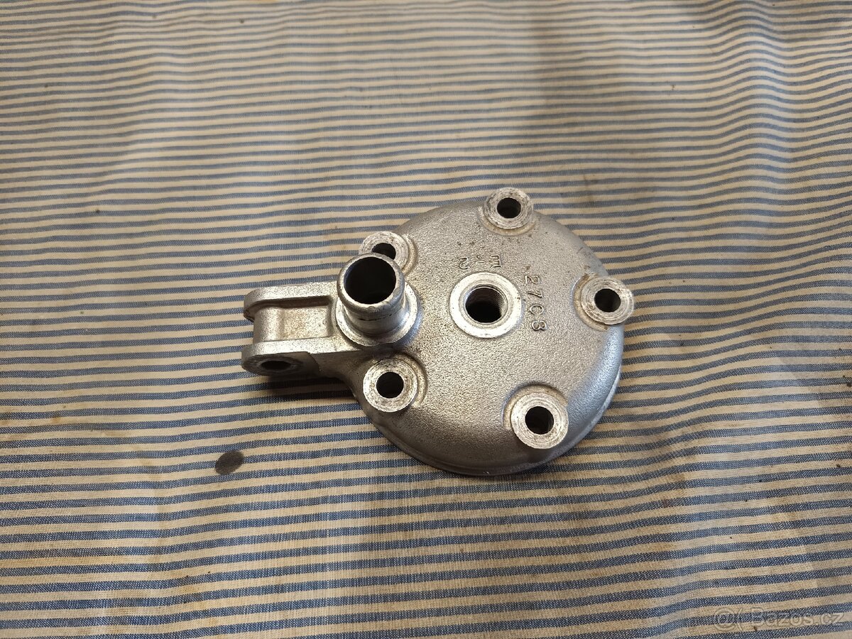 Prodám hlavu Suzuki RM125