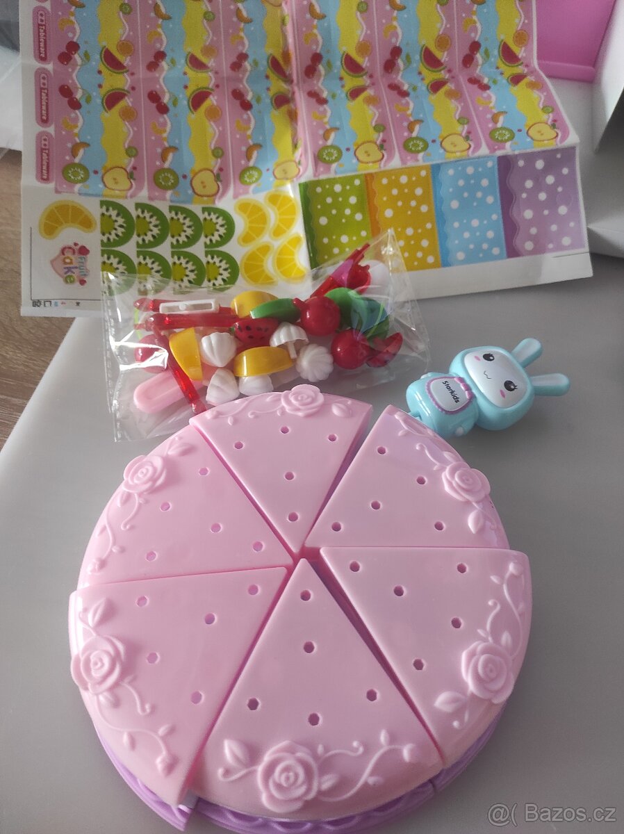 Narozeninový dort na krájení, nový