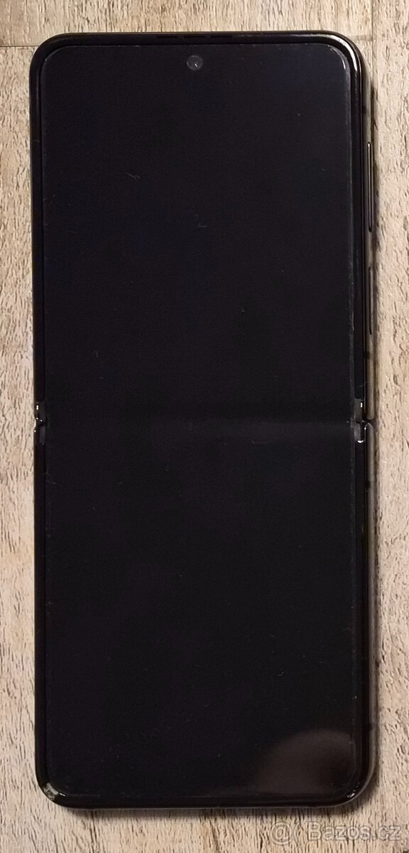 Samsung Galaxy Z Flip4 5G F721B 8GB/128GB Graphite