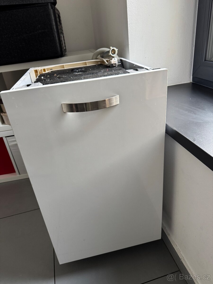 Vestavná myčka Sharp QW NS14I49EX