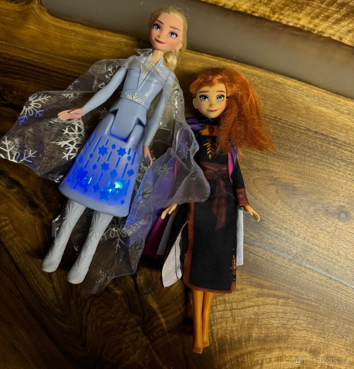 Hasbro Frozen II Elsa a Anna