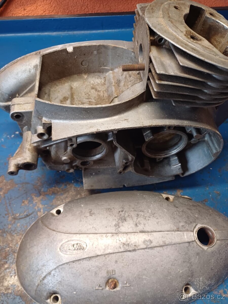 Blok motoru Jawa 250