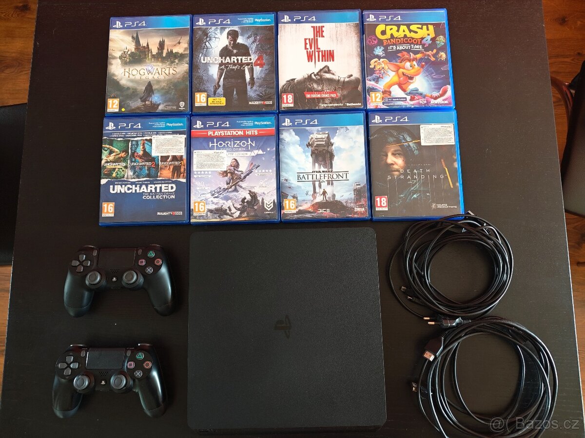 PlayStation 4 1Tb, dva ovladače , 8 her