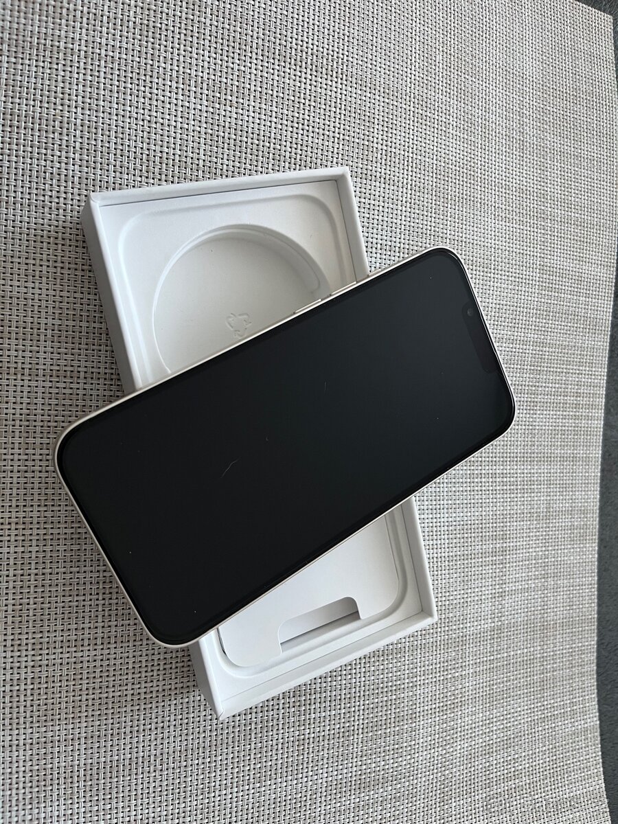 iPhone 13 128gb silver