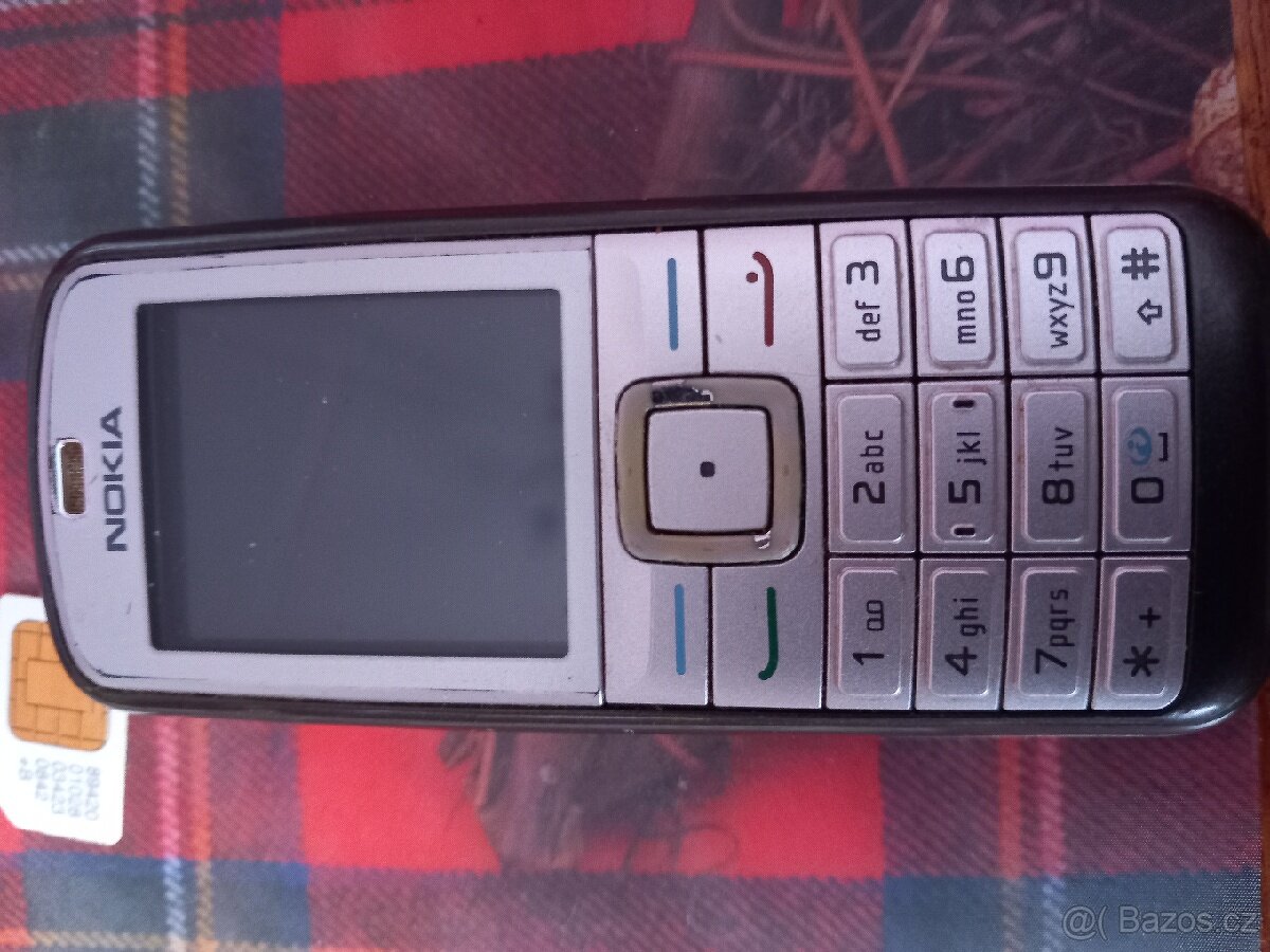 Staré mobily do sbírky