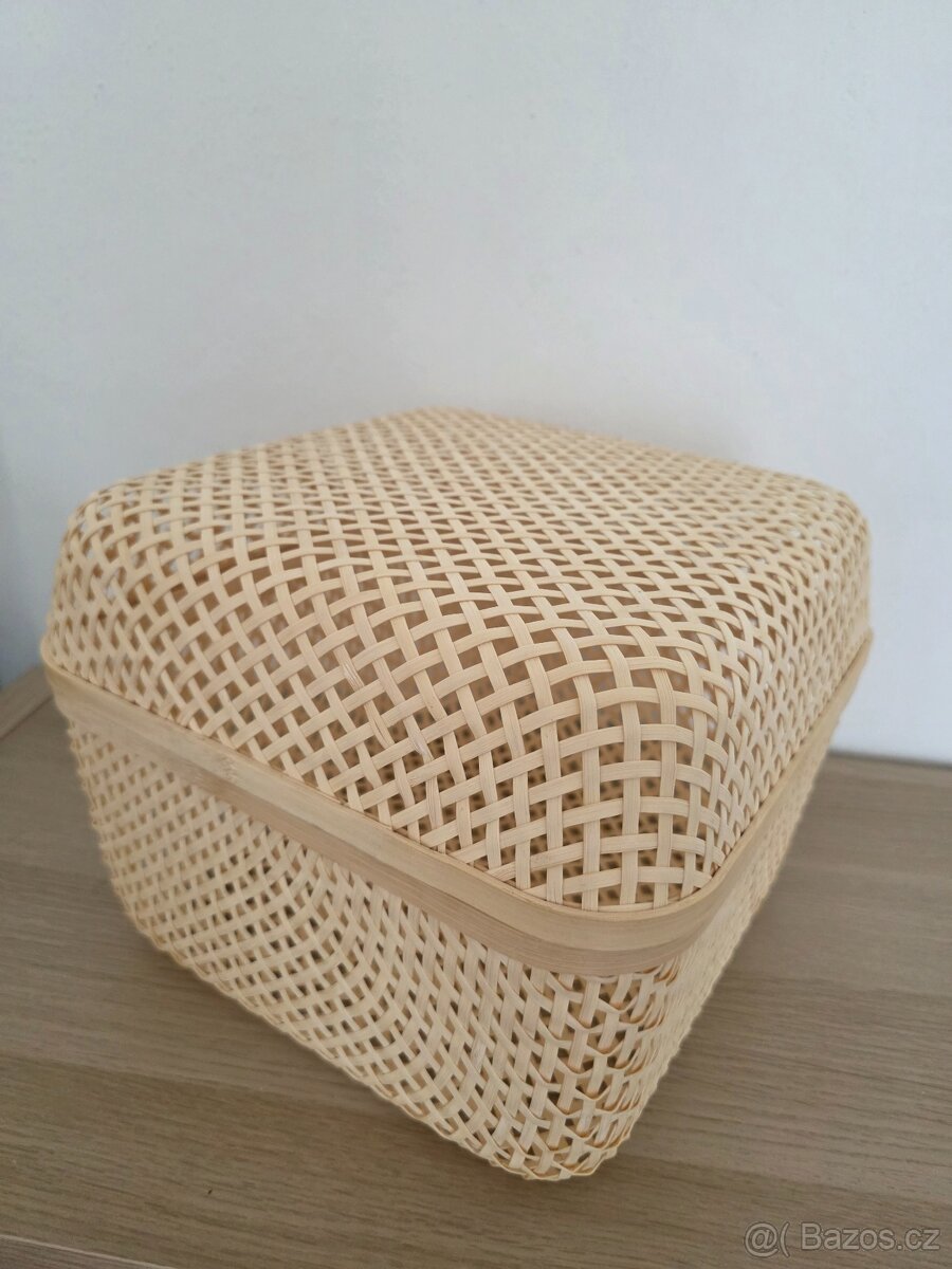BOX S VÍKEM