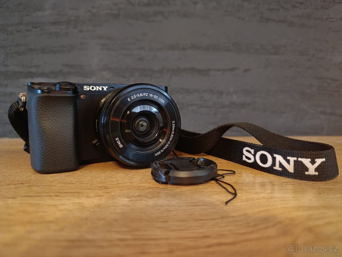 Sony Alpha 6100 + 16-50 mm - perfektní stav, cca 1300 snímků