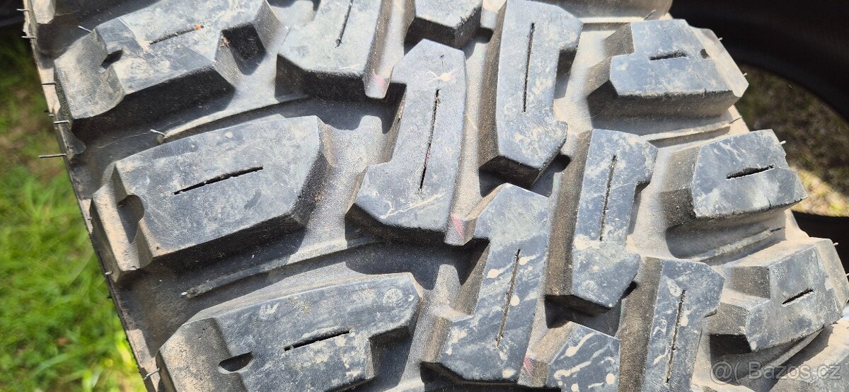 Prodám offroad pneumatiky 265/65 R17 celoroční