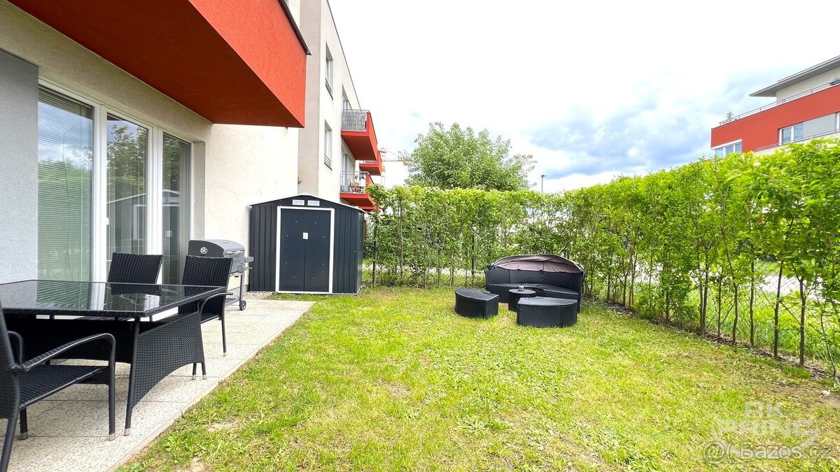 Prodeji bytu, 2+KK, OV, 90 m2, s vířivkou a zahradou 50 m2,