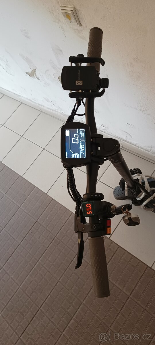 Kugoo G2 Pro elektrická koloběžka