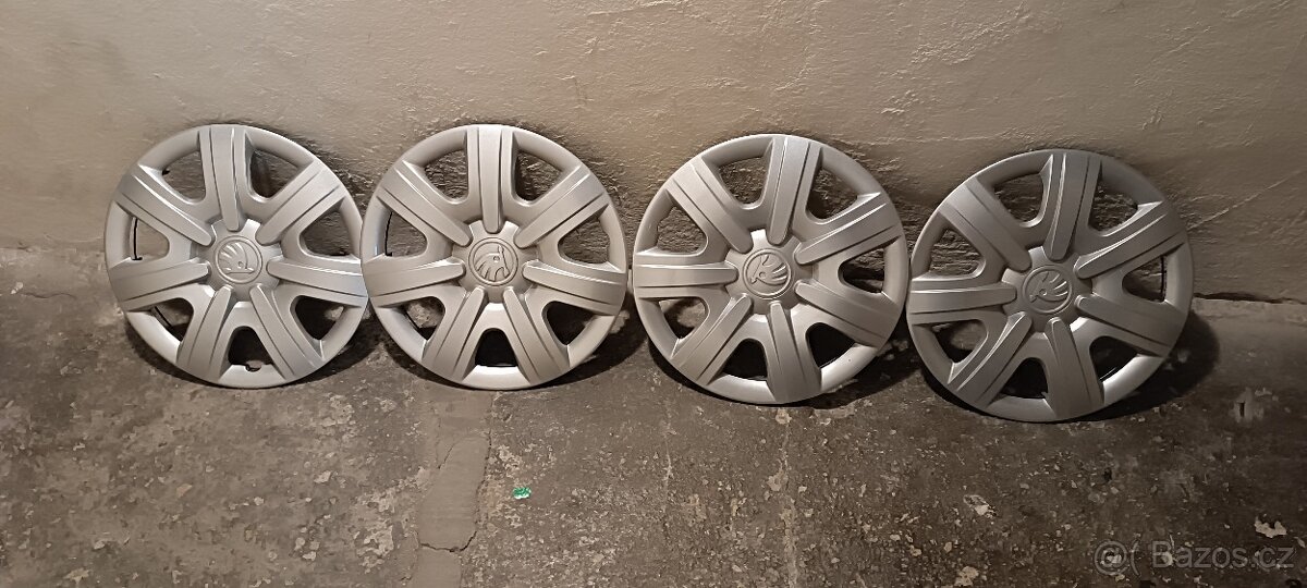 Originální poklice Škoda 14''