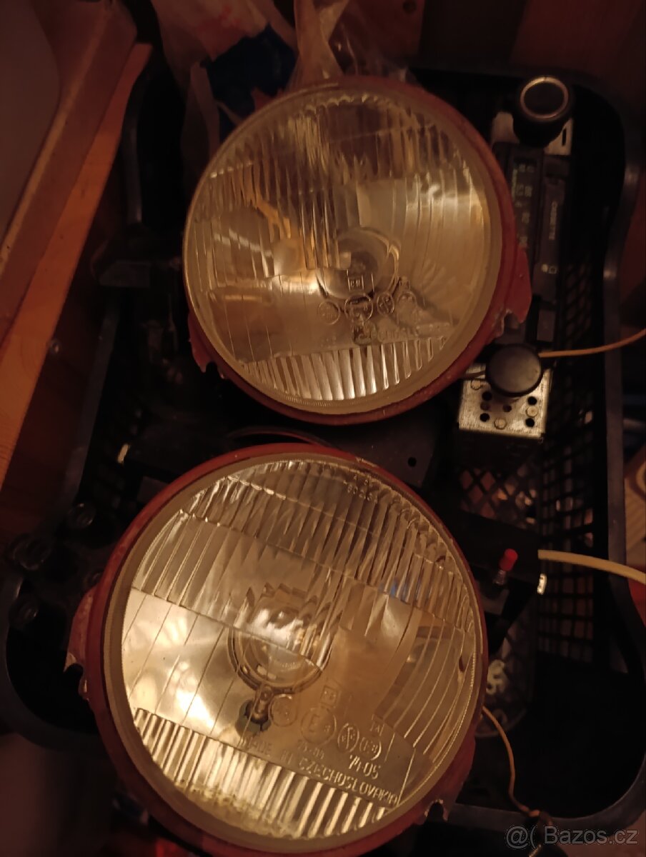 Přední světla z škoda 1000mb
