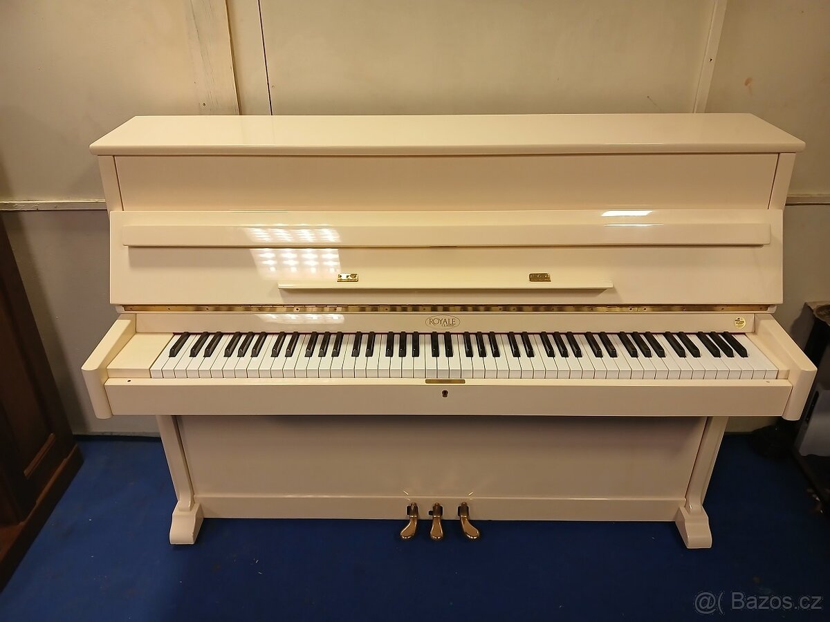 Nové pianino DAEWOO Royale Classic - bílé vysoký lesk