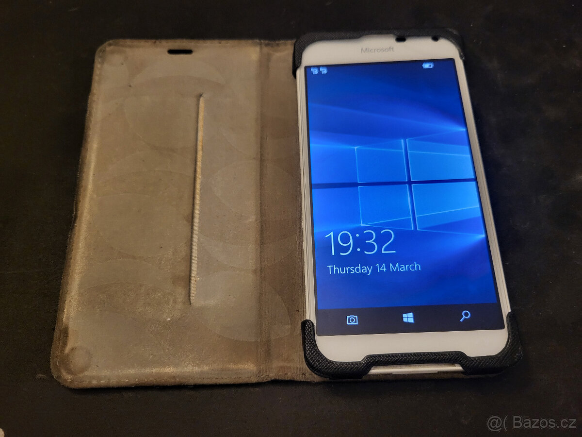 Mobilni telefon Microsoft Lumia 650 Dual SIM, bílá