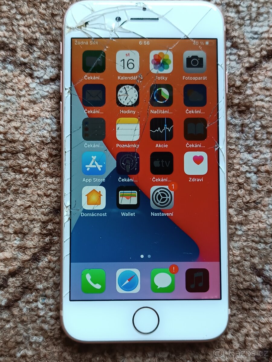 📱 iPhone 8 - 64GB - nová batéria, nový predný aj zadný disp