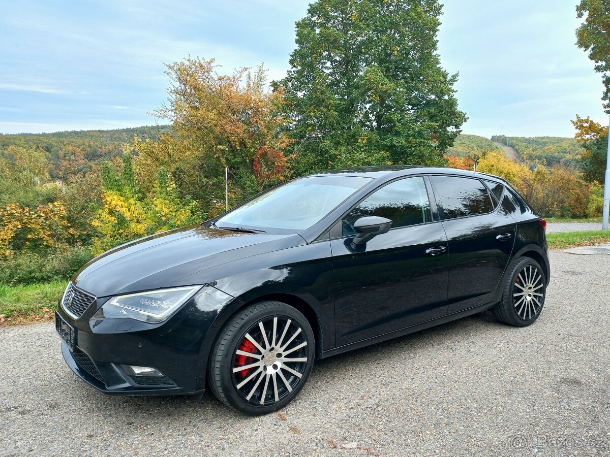 Seat Leon 1.2 TSI, Dig.klima,Výhřev,R18,Full Led,Alu,NováTK