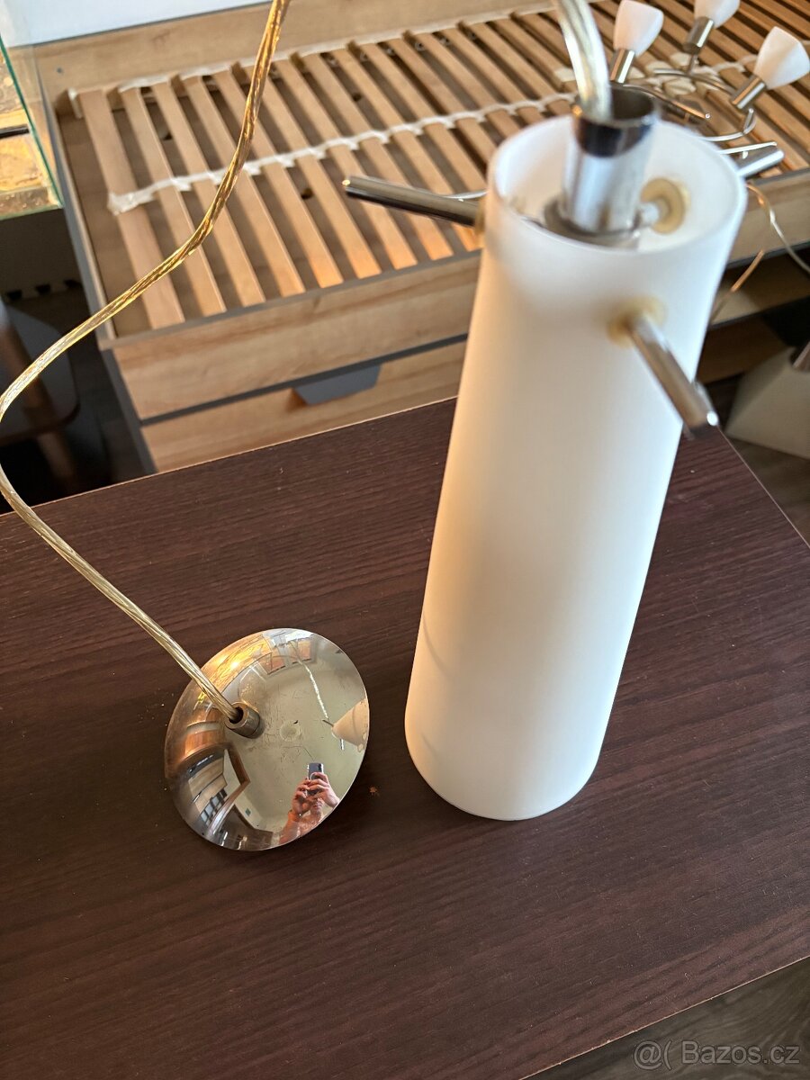 Stropní závěsné světlo