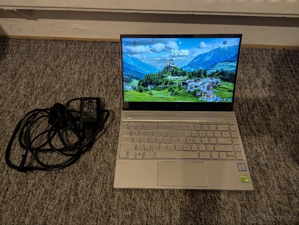 HP Envy 13 ultrabook dotykový Nvidia grafika