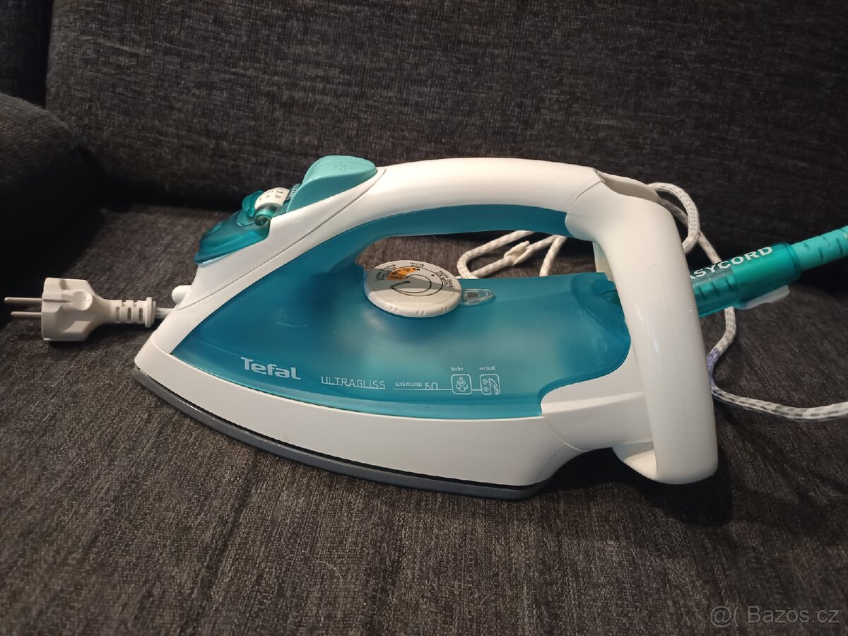 Žehlička Tefal