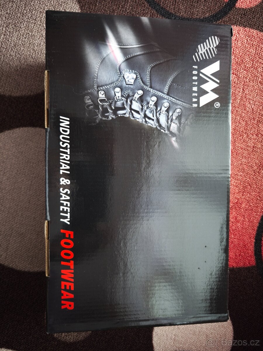 Prodám pracovní boty