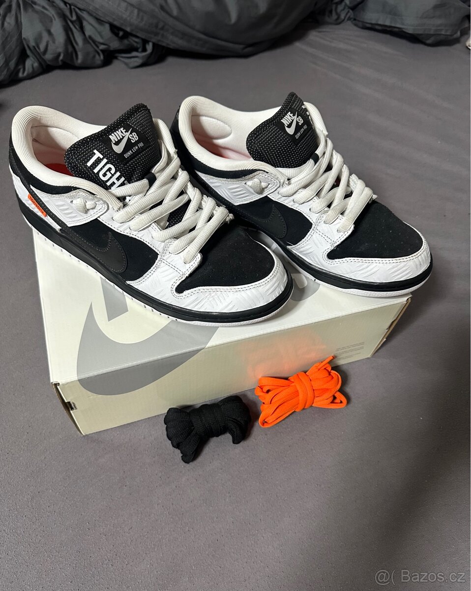 Nike SB Dunk Low TIGHTBOOTH