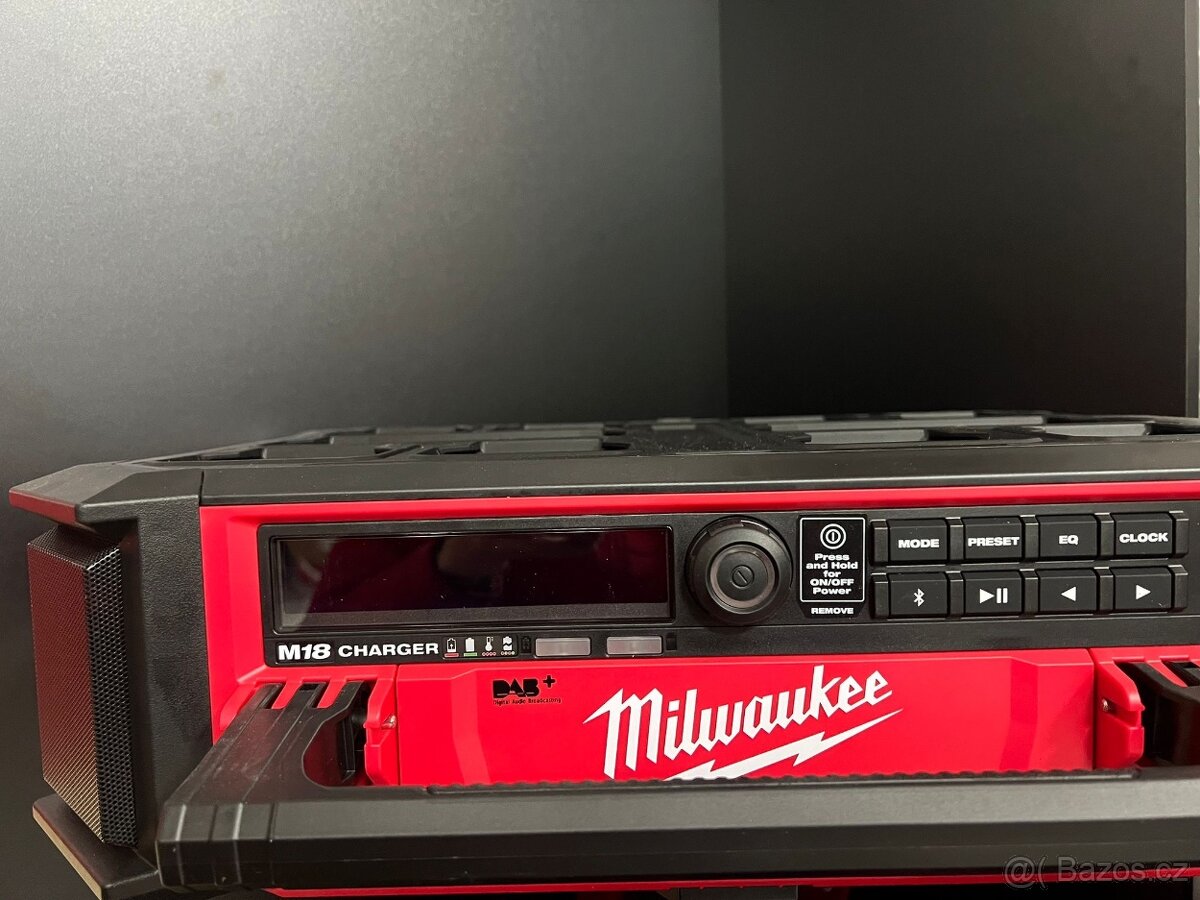 Milwaukee M18 PRCDAB+ – rádio / nabíječka (DAB+, Bluetooth)