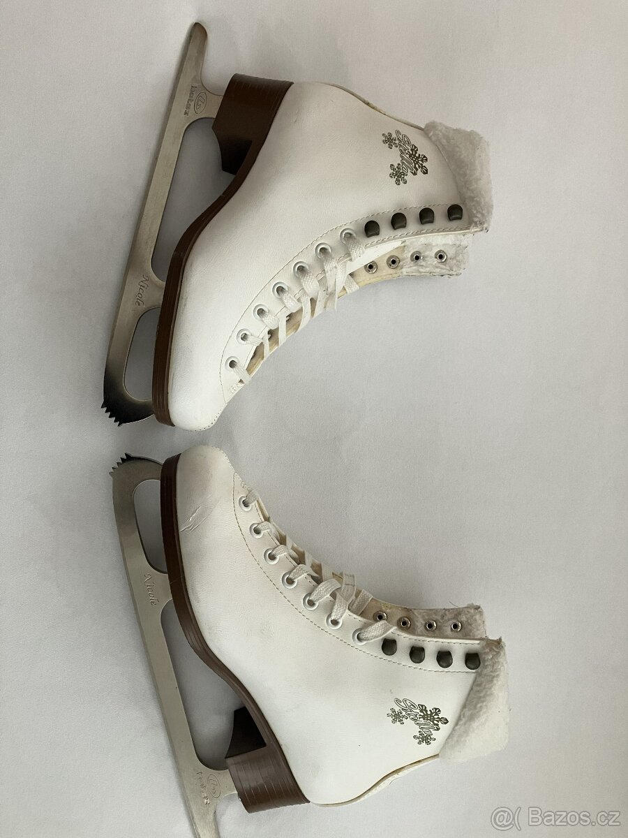 Botas Stella vel. 38