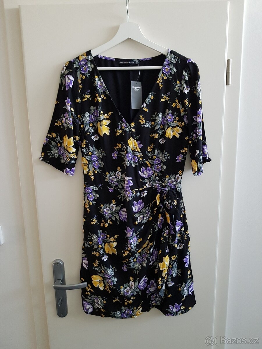 Šaty Abercrombie&Fitch, vel. S