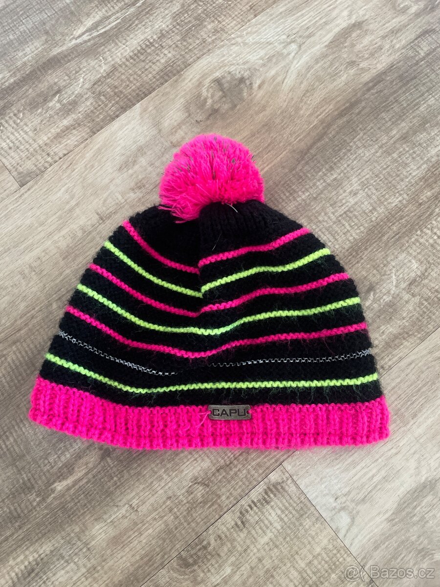 Dívčí zimní čepice 8-10 let