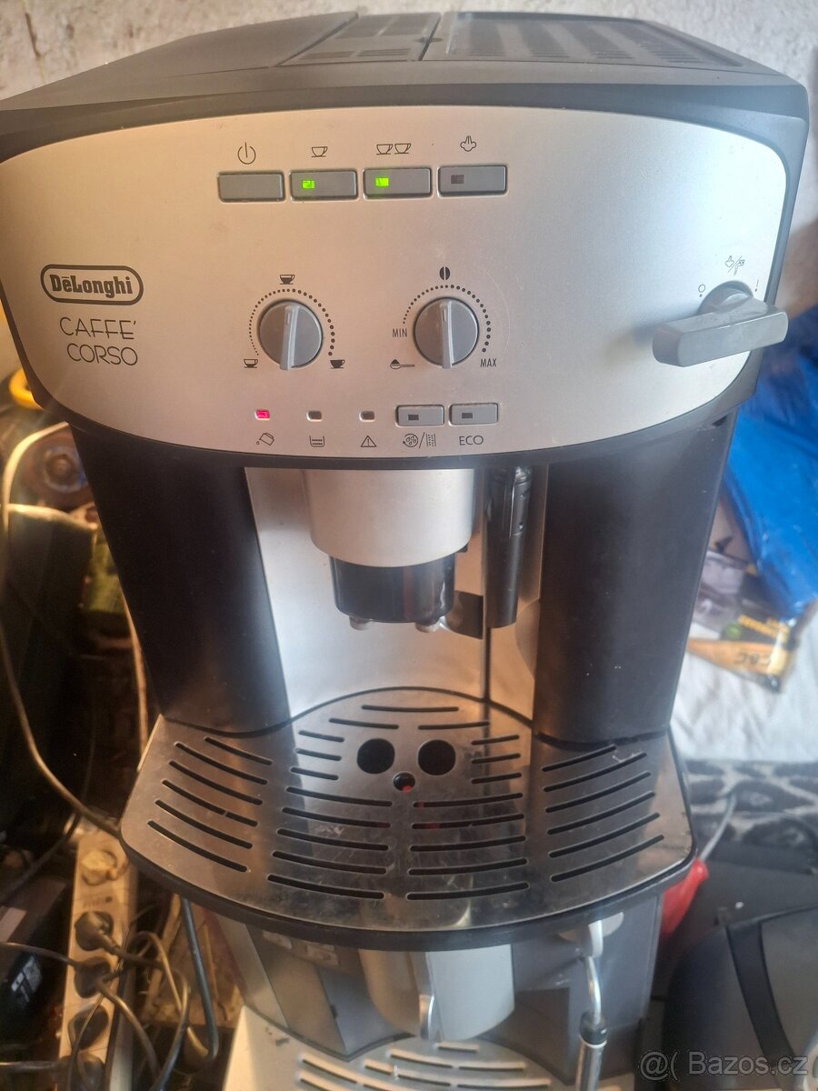 2× kávovar De'Longhi