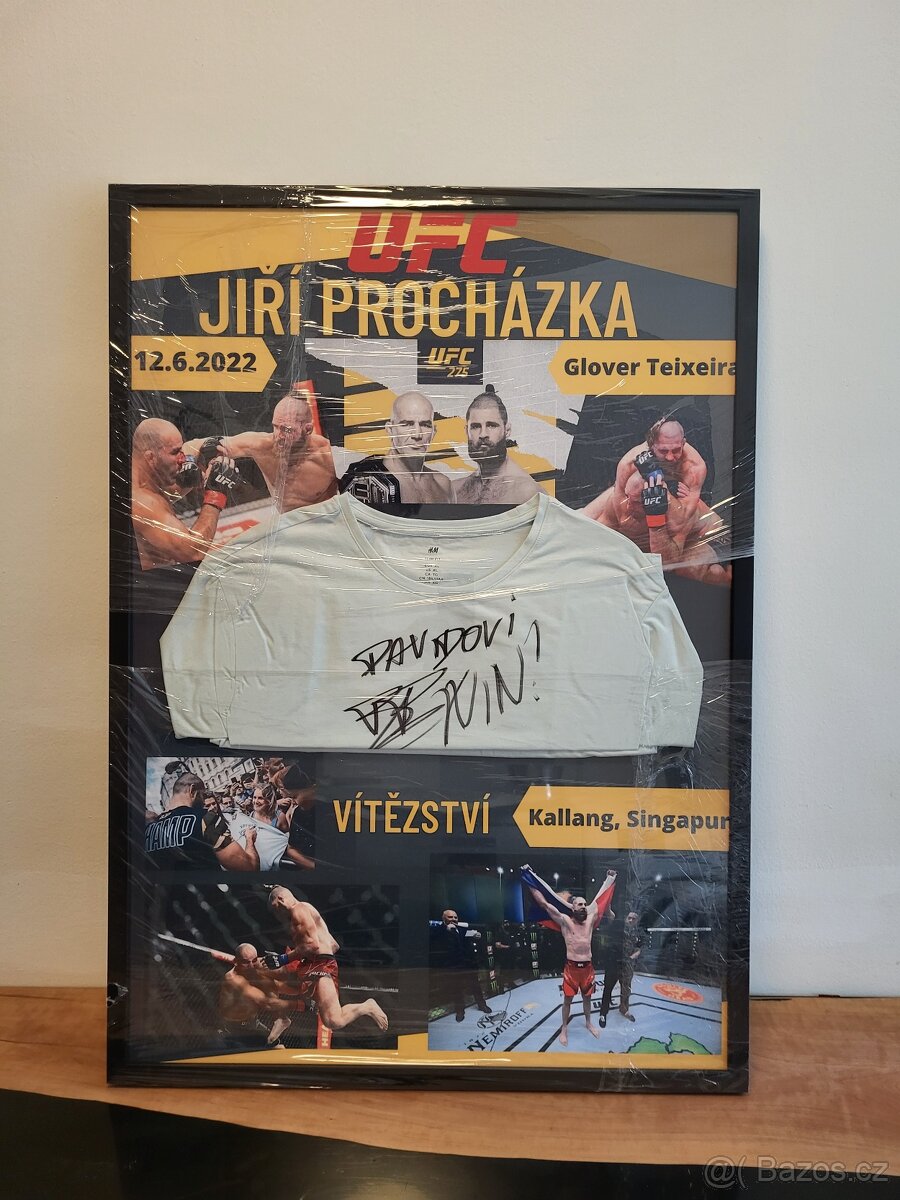 Jiří Procházka podepsané triko - UFC Champ