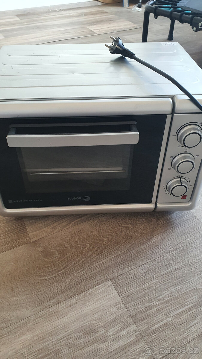 Elektrická trouba