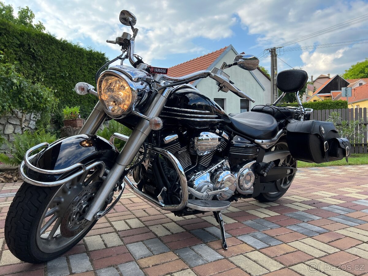 Yamaha MIDNIGHT STAR 1900