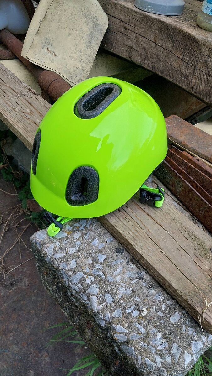 Dětská přilba Btwin