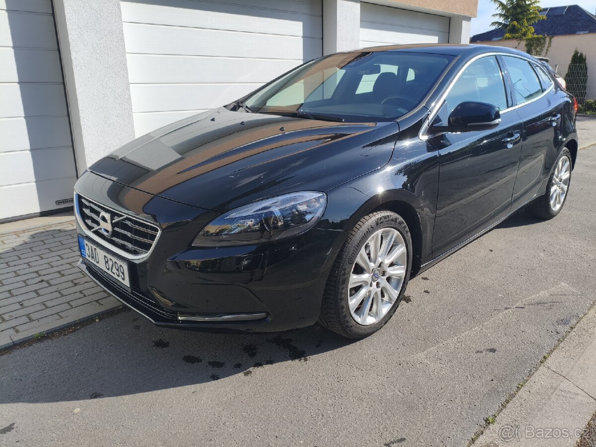 VOLVO V40 D3 110KW 5VÁLEC