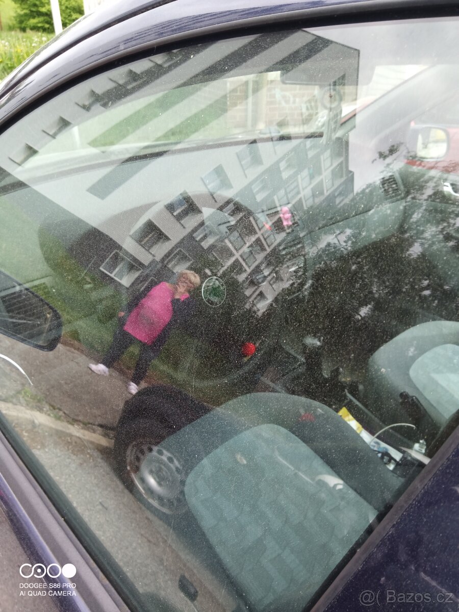 Škoda fabia na náhradní díly