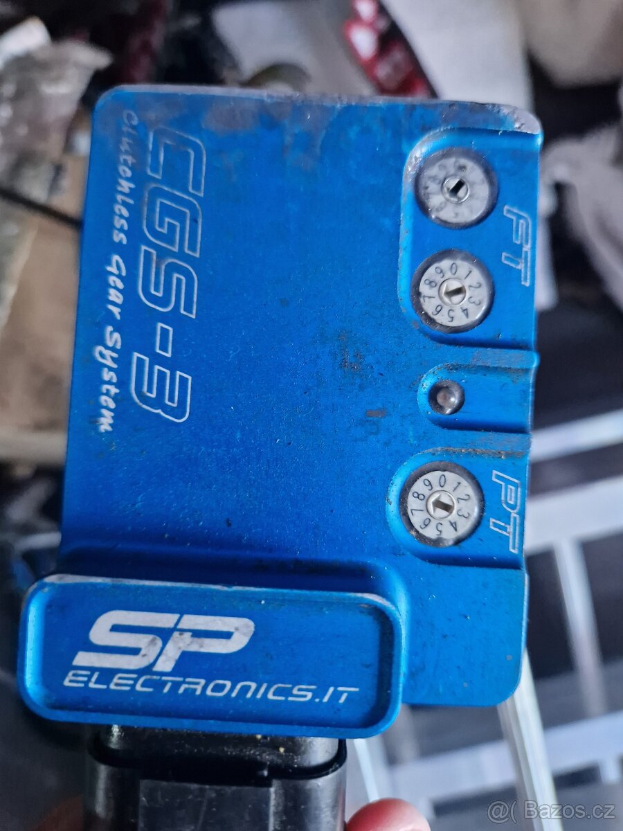 CGS-3 Clutchless quickshifter modul