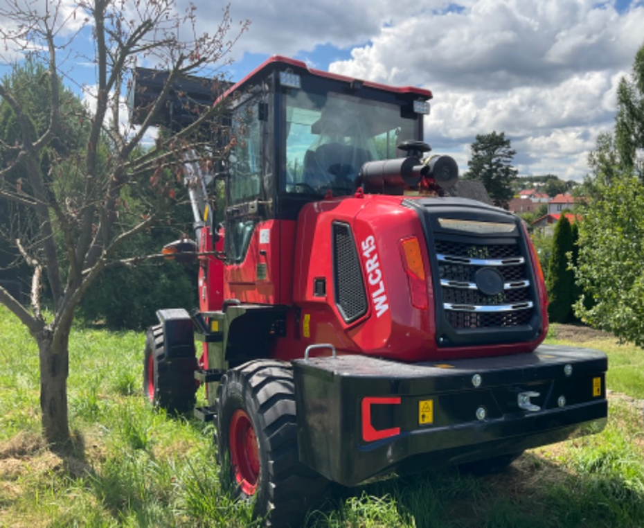 Kolový kloubový nakladač CR15 – 4,2 t, 58 kW