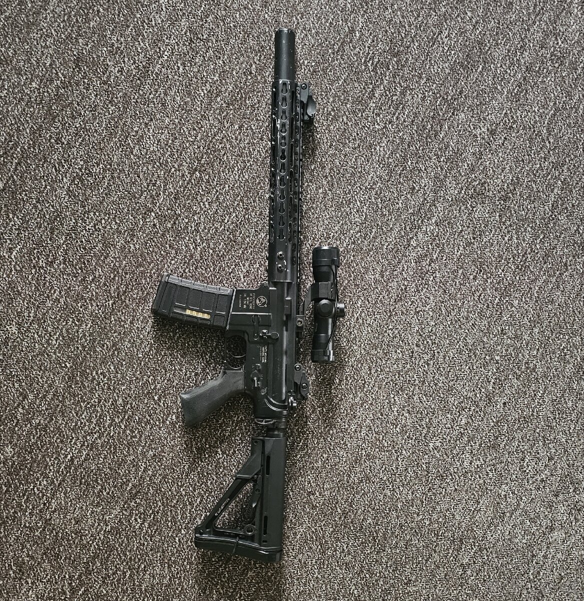 Prodám/vyměním svou AR15 v upgradu