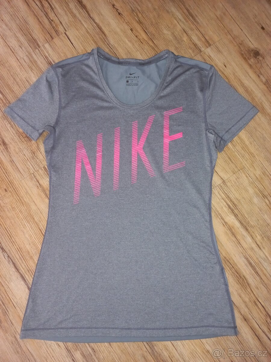 Krásné tričko,zn.NIKE,vel.L