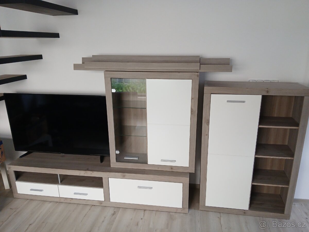 Obývací stěna