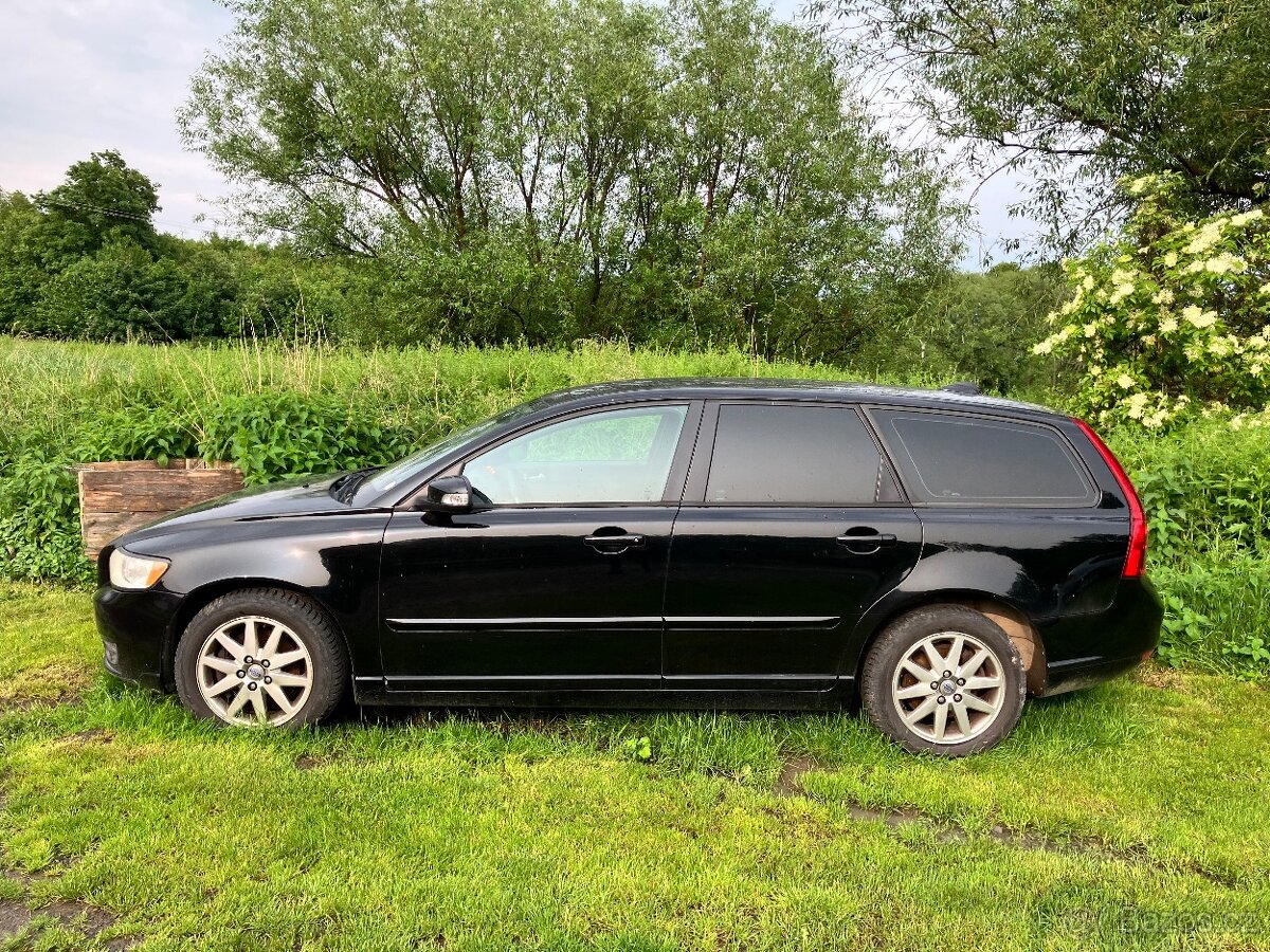 Volvo v50 2.0D 100kw 2009